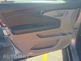 2019 Honda Pilot Touring 8-Passenger - miniatura 9