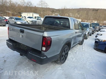 2019 Honda Ridgeline RT Crew Cab Medium Bed - miniatura 4