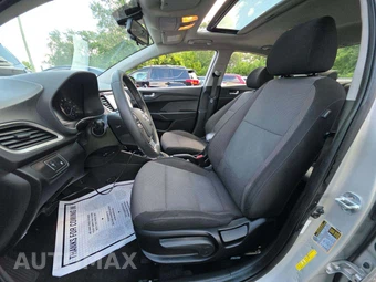 2019 Hyundai Accent Limited – miniatura 6