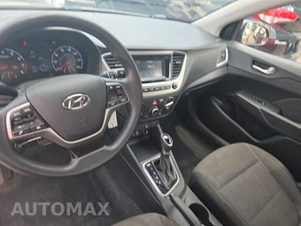 2019 Hyundai Accent SE - miniatura 11