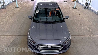 2019 Hyundai Accent SE - miniatura 2