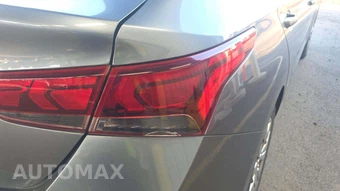 2019 Hyundai Accent SE - miniatura 35