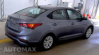 2019 Hyundai Accent SE - miniatura 4