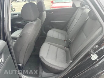 2019 Hyundai Accent SE - miniatura 10