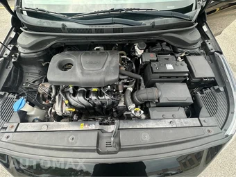 2019 Hyundai Accent SE - miniatura 12