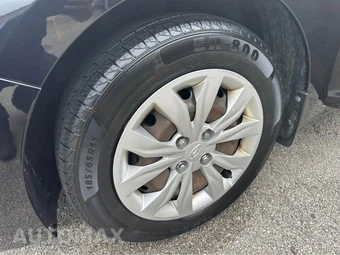 2019 Hyundai Accent SE - miniatura 13