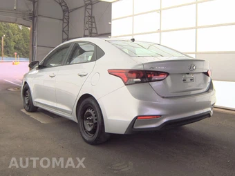 2019 Hyundai Accent SE - miniatura 6