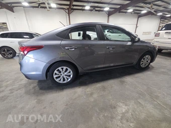2019 Hyundai Accent SE - miniatura 4