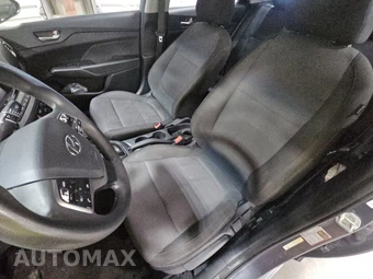 2019 Hyundai Accent SE - miniatura 7