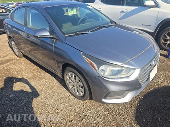 2019 Hyundai Accent SE – miniatura 3