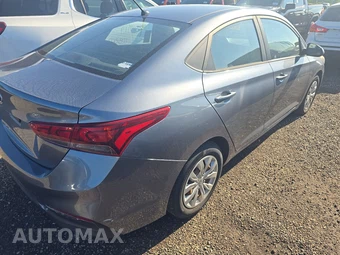 2019 Hyundai Accent SE – miniatura 4