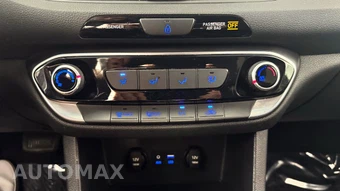 2019 Hyundai Elantra GT Hatchback - miniatura 21