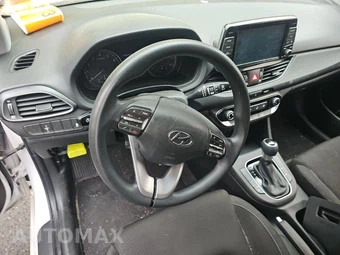 2019 Hyundai Elantra GT Hatchback – miniatura 10