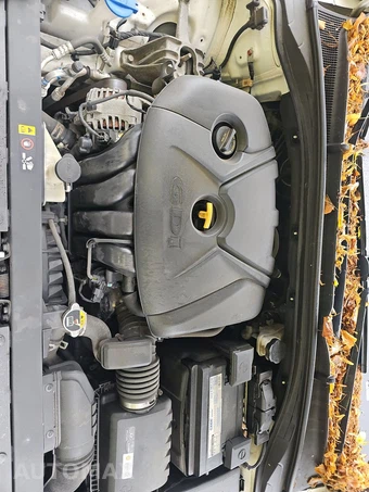 2019 Hyundai Elantra GT Hatchback – miniatura 15