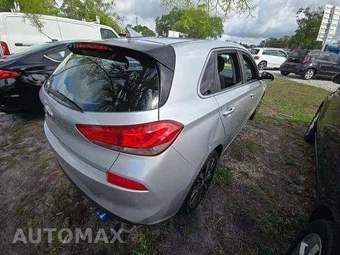 2019 Hyundai Elantra GT Hatchback - miniatura 3