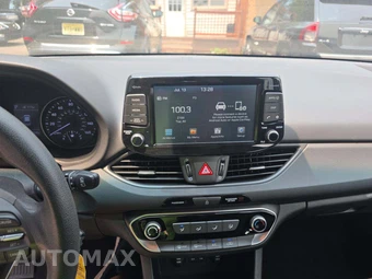 2019 Hyundai Elantra GT Hatchback – miniatura 10