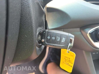 2019 Hyundai Elantra GT Hatchback – miniatura 8