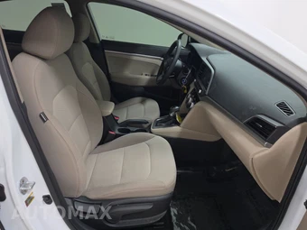 2019 Hyundai Elantra SE Sedan - miniatura 8