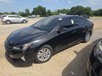 2019 Hyundai Elantra SE Sedan