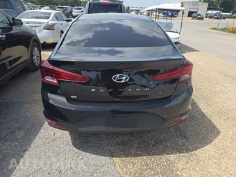 2019 Hyundai Elantra SE Sedan - miniatura 5