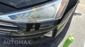 2019 Hyundai Elantra SE Sedan – miniatura 21