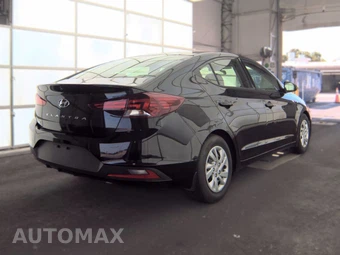 2019 Hyundai Elantra SE Sedan – miniatura 4