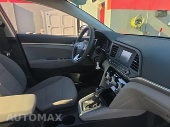 2019 Hyundai Elantra SE Sedan - miniatura 23