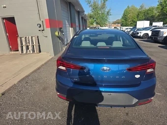 2019 Hyundai Elantra SE Sedan - miniatura 5