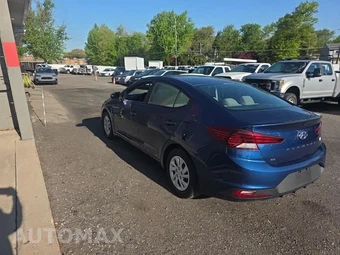 2019 Hyundai Elantra SE Sedan - miniatura 6