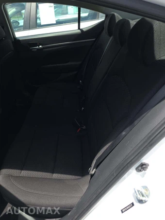 2019 Hyundai Elantra SE Sedan – miniatura 13