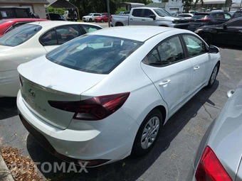 2019 Hyundai Elantra SE Sedan – miniatura 3