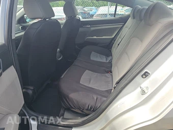 2019 Hyundai Elantra SE Sedan – miniatura 13