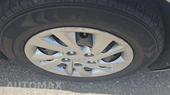 2019 Hyundai Elantra SE Sedan – miniatura 30