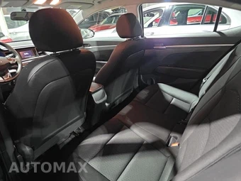 2019 Hyundai Elantra SE Sedan - miniatura 16