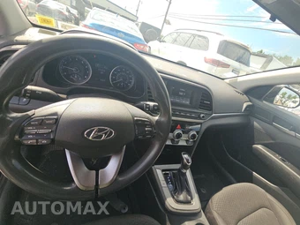 2019 Hyundai Elantra SE Sedan – miniatura 11