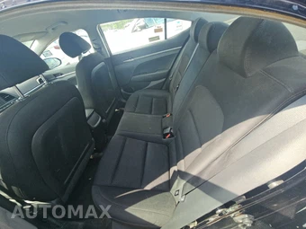 2019 Hyundai Elantra SE Sedan – miniatura 13