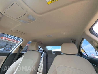 2019 Hyundai Elantra SEL Sedan - miniatura 11