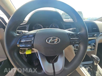 2019 Hyundai Elantra SEL Sedan – miniatura 10