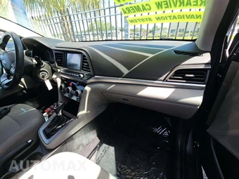 2019 Hyundai Elantra SEL Sedan – miniatura 19