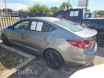 2019 Hyundai Elantra SEL Sedan – miniatura 2