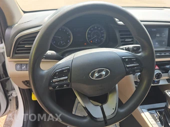 2019 Hyundai Elantra SEL Sedan - miniatura 10