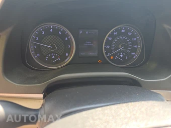 2019 Hyundai Elantra SEL Sedan - miniatura 12