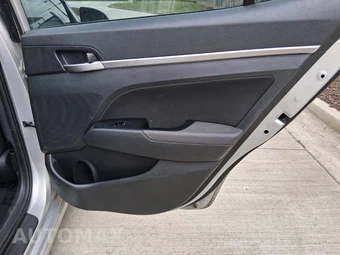 2019 Hyundai Elantra SEL Sedan - miniatura 18