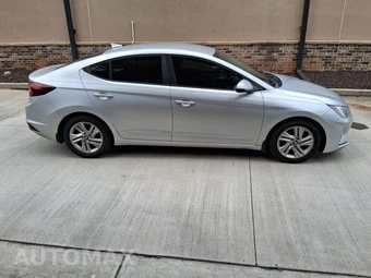 2019 Hyundai Elantra SEL Sedan - miniatura 8
