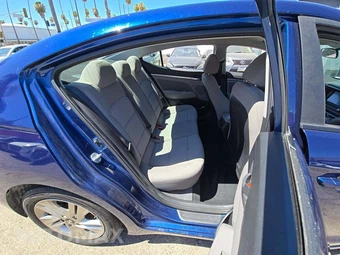 2019 Hyundai Elantra SEL Sedan - miniatura 13
