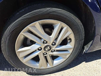 2019 Hyundai Elantra SEL Sedan - miniatura 19
