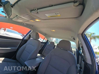 2019 Hyundai Elantra SEL Sedan - miniatura 8