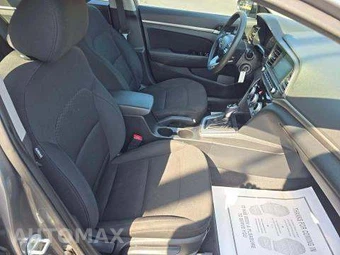 2019 Hyundai Elantra SEL Sedan – miniatura 18