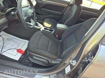 2019 Hyundai Elantra SEL Sedan – miniatura 6