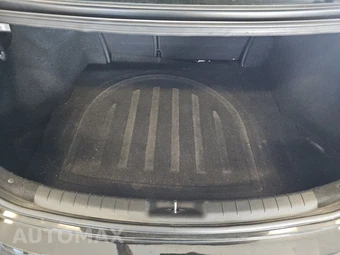 2019 Hyundai Elantra SEL Sedan – miniatura 16
